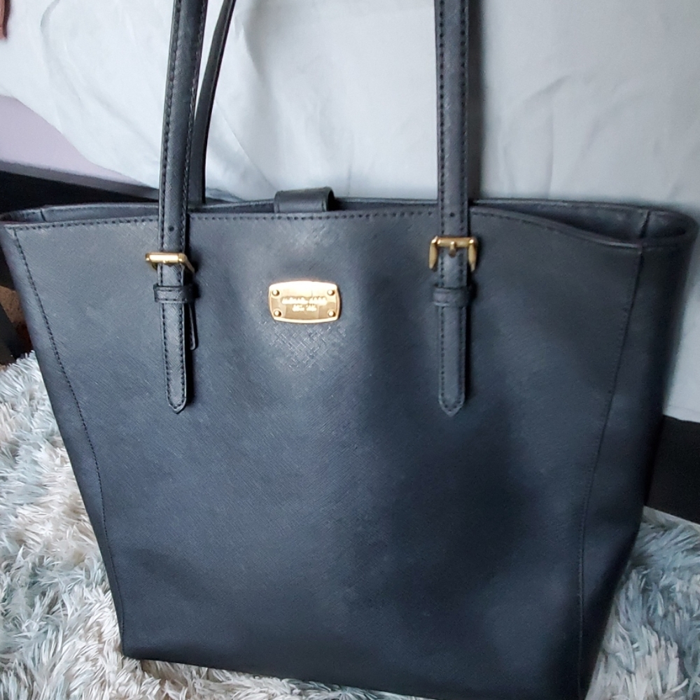 Mk shoulder bag